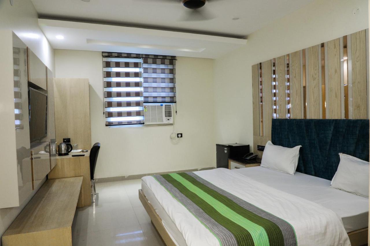 Hotel Vanson Villa - Near Connaught Place New Delhi Ngoại thất bức ảnh