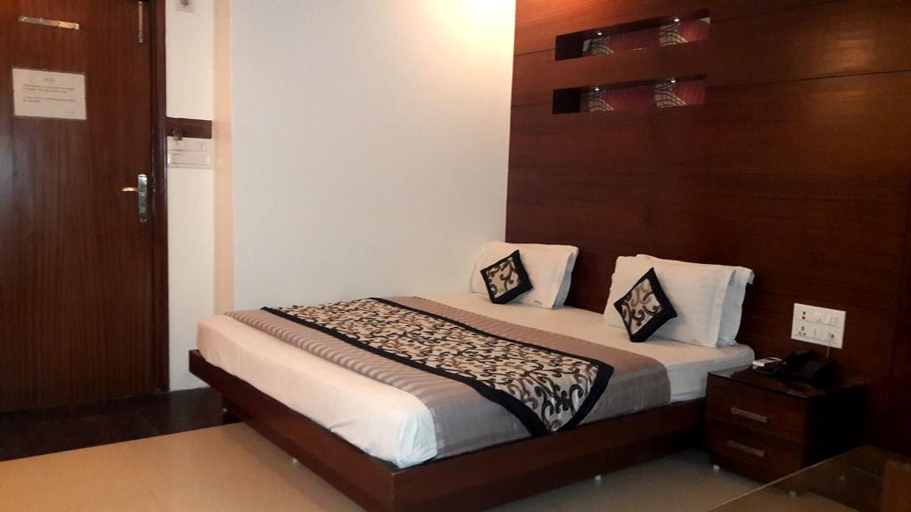 Hotel Vanson Villa - Near Connaught Place New Delhi Ngoại thất bức ảnh